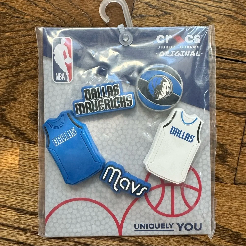 Crocs Jibbitz NBA Dallas Mavericks - 5 Pack, NWT